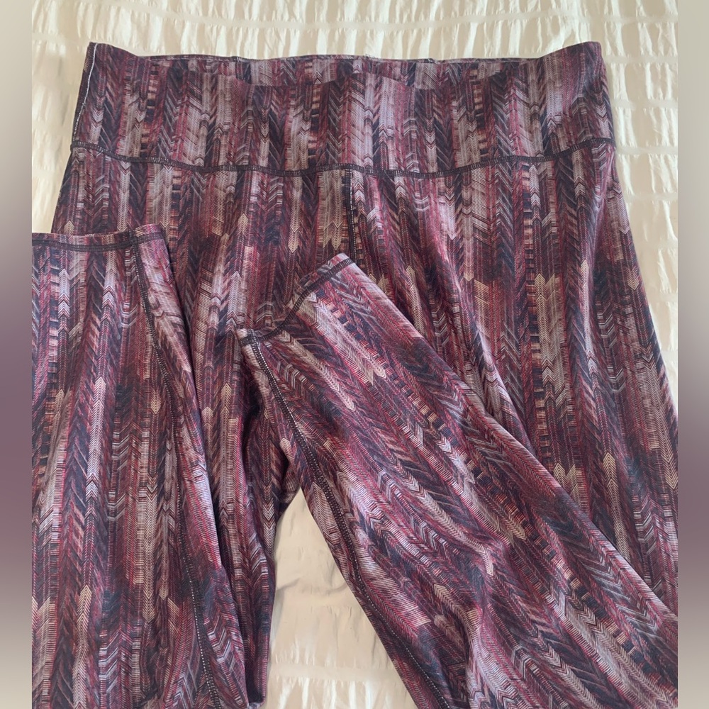 Fabletics Printed Capris